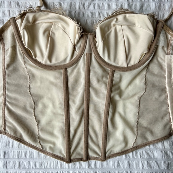 Garage Chrishell Lace Mesh Bustier in Eggnog Beige and Cobblestone Brown, M - Picture 7 of 9